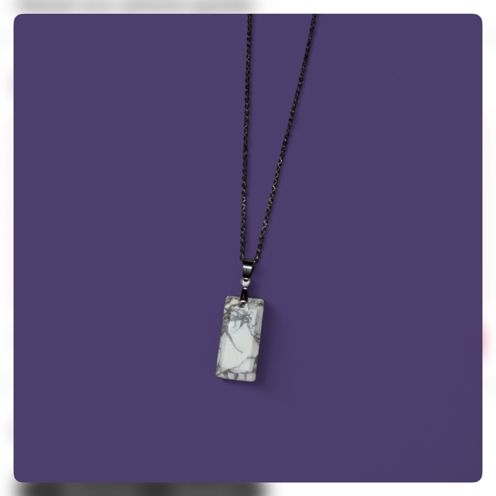 Howlite Faceted Natural Stone Necklace | Brand New | Never Worn | OBO